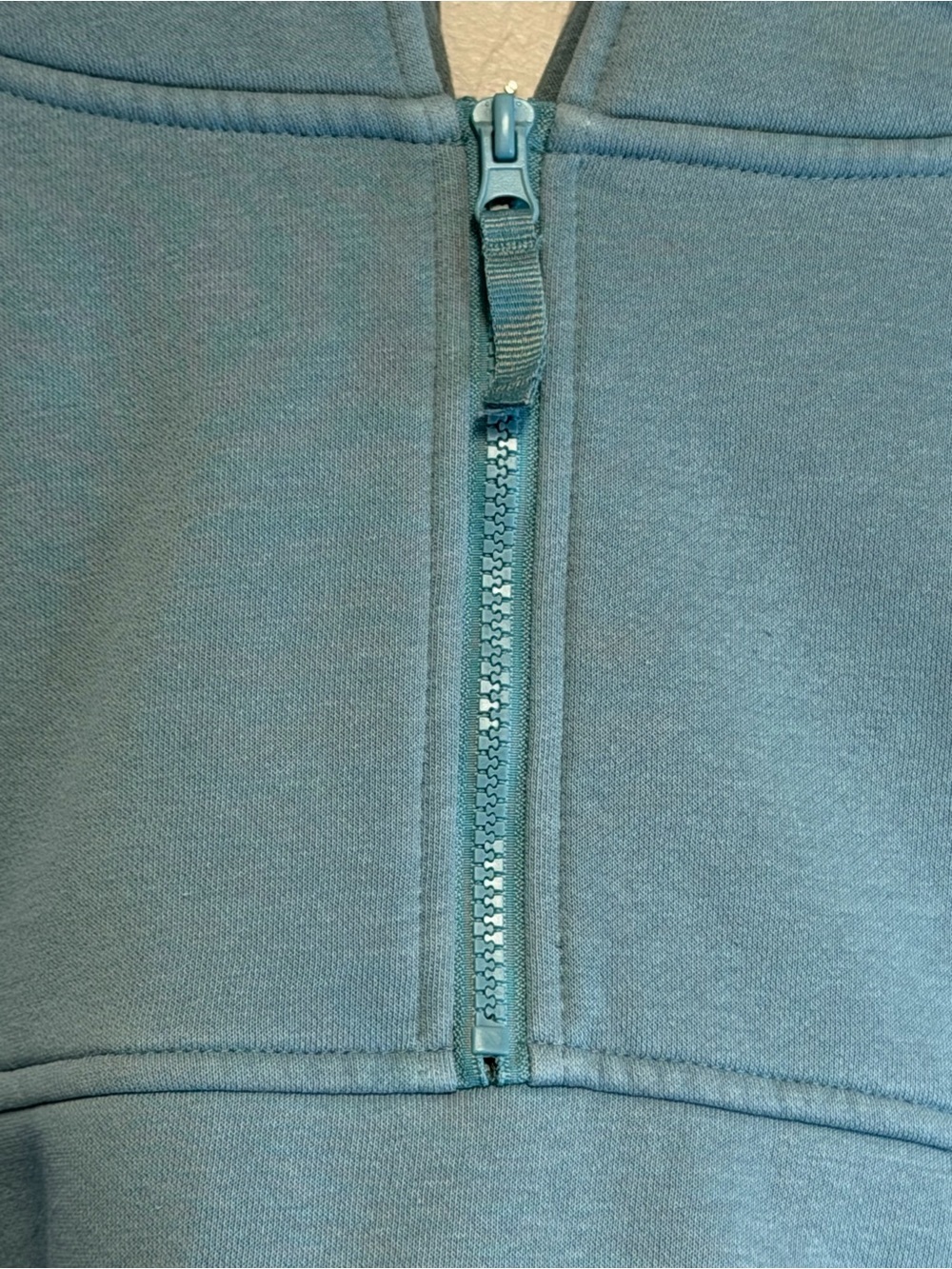 Blogilates Light Blue Half-Zip Cozy Pullover Balloon Sleeves Cropped Hoodie - Picture 3 of 8